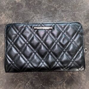 5x10 Steve Madden clutch​